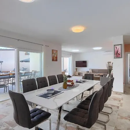 Nur Holiday home Pula