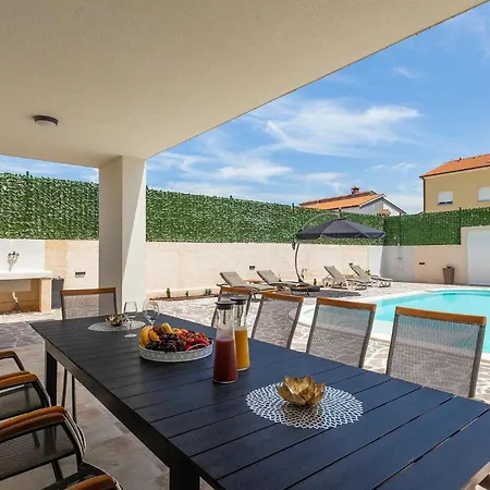 Hébergement de vacances Nur